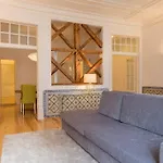Chiado - In شقة