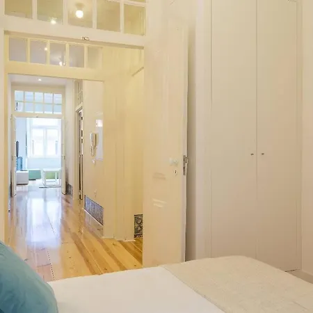 Apartman Chiado - In *