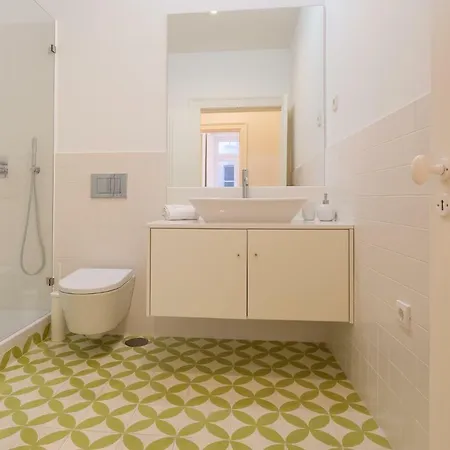 Chiado - In Apartment