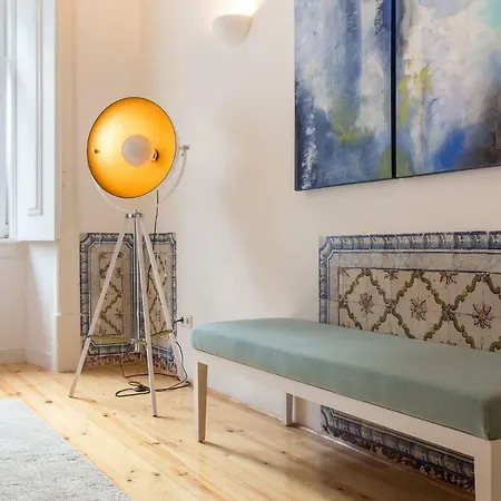 Chiado - In Apartment