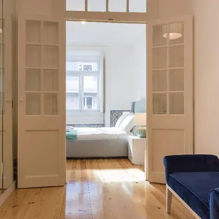 Chiado - In Apartament *